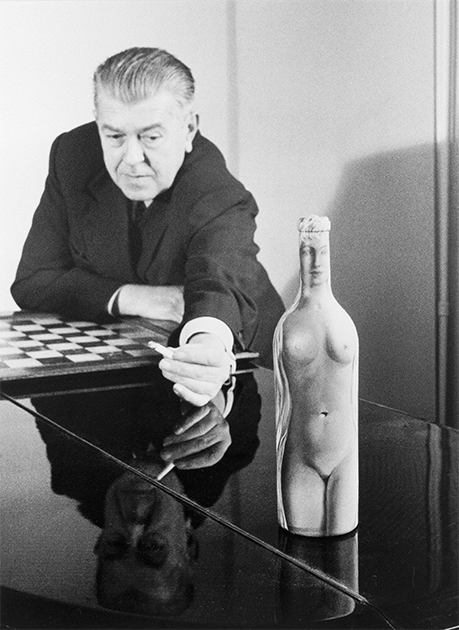 Portrait of René Magritte. Banque d'Images, ADAGP / Art Resource, NY